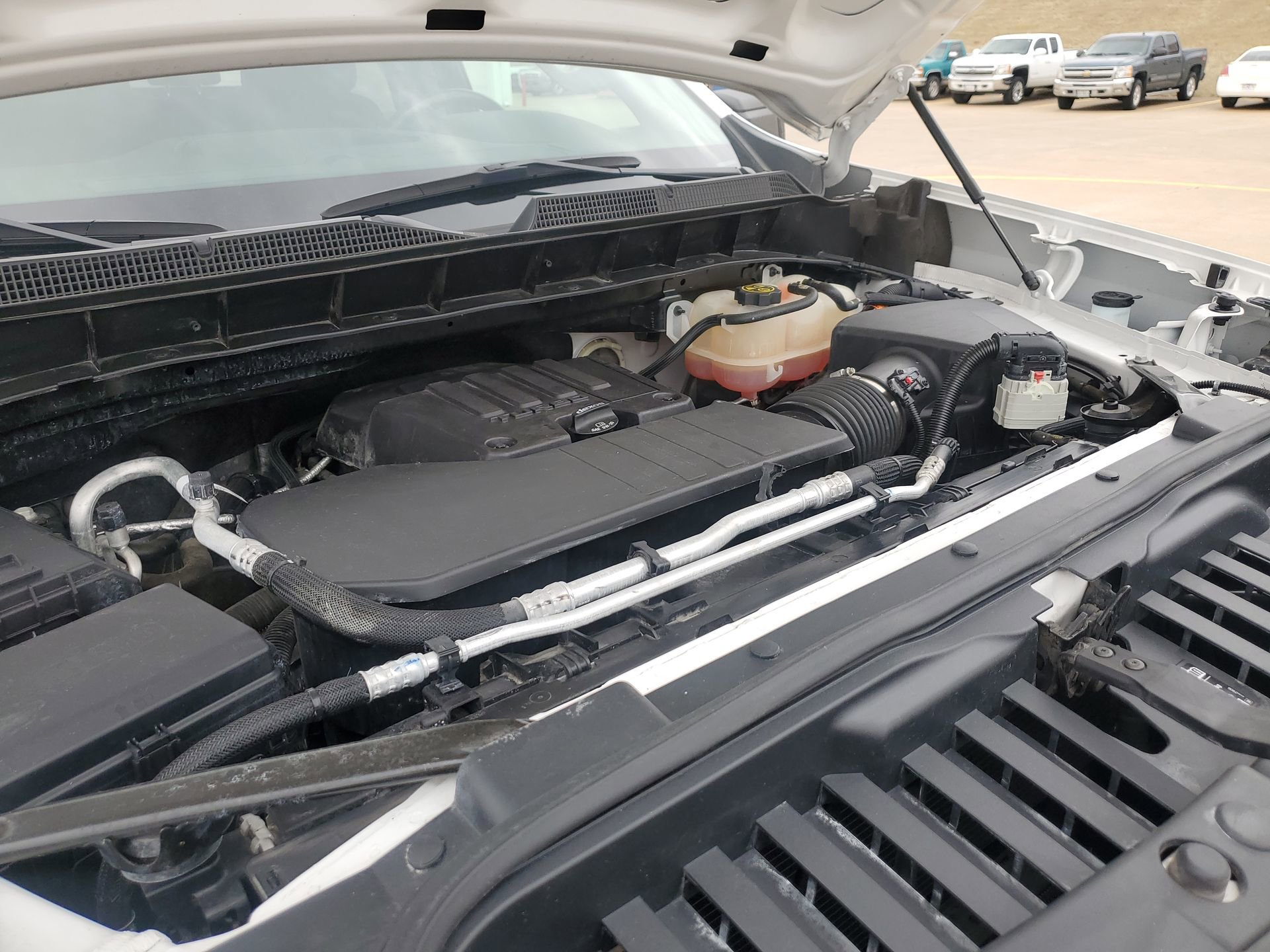 Certified 2022 Chevrolet Silverado 1500 Custom w/ LPO, Dark Essentials Package AWD/4WD image 34