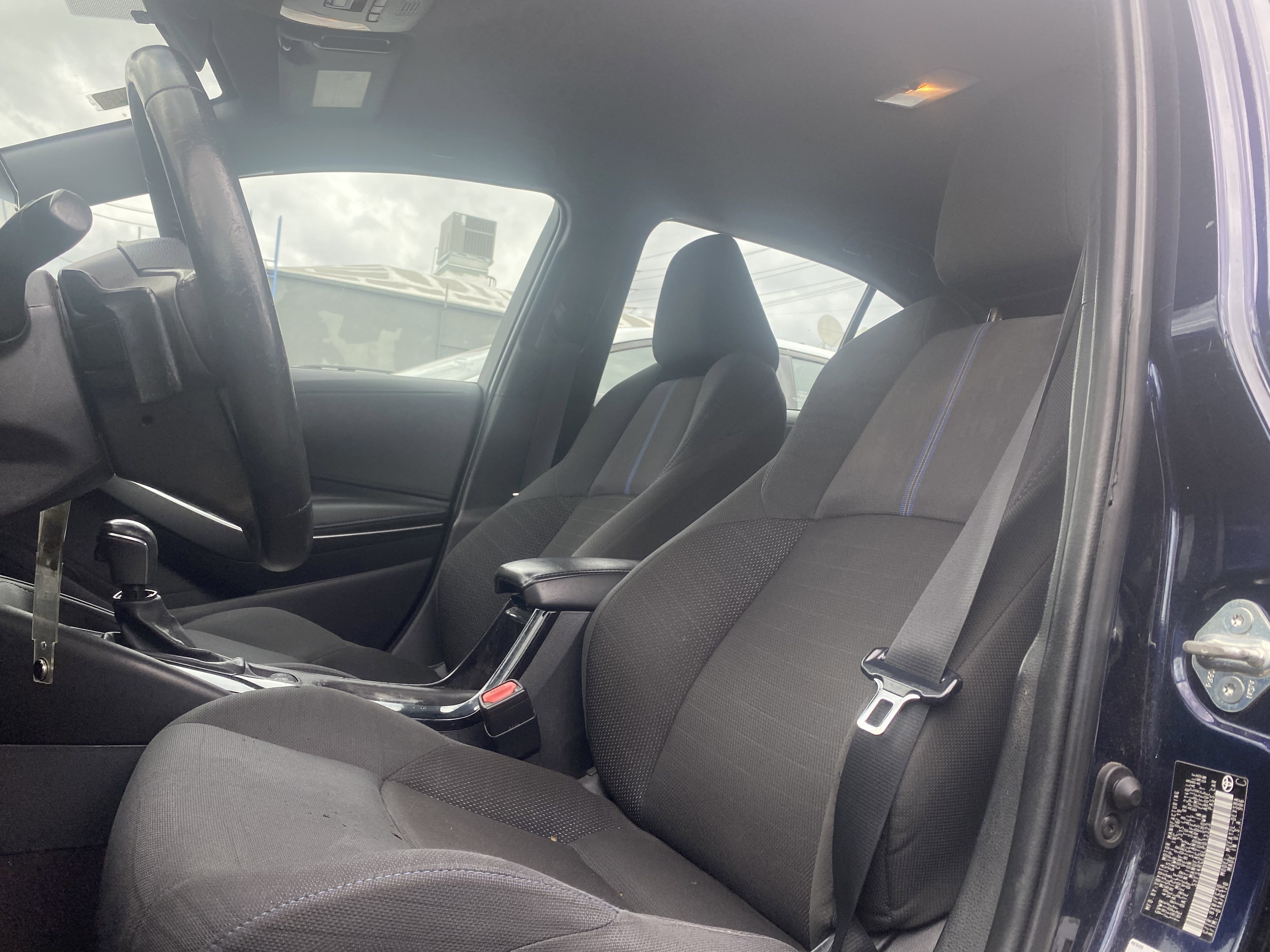 Used 2020 Toyota Corolla SE w/ Carpet Mat Package (TMS) FWD image 10