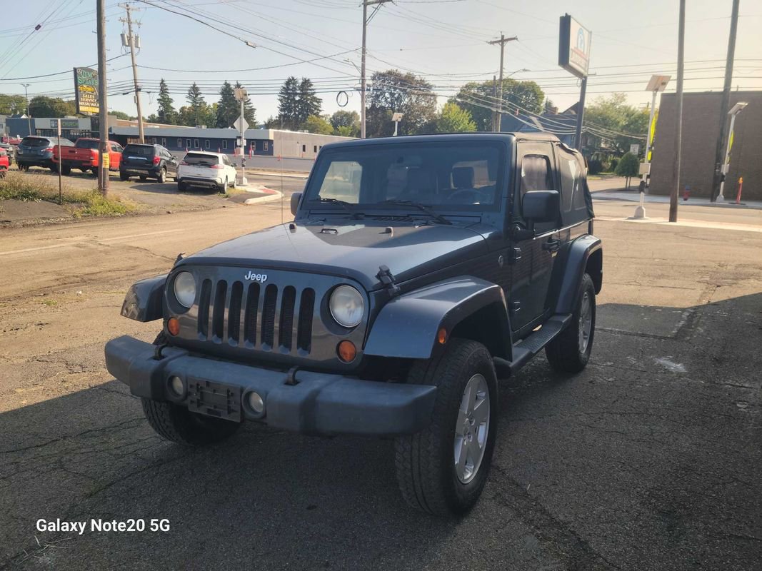Used 2007 Jeep Wrangler Sahara AWD/4WD image 5