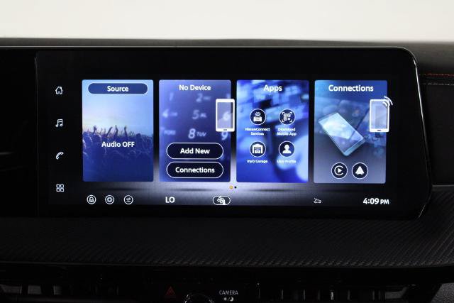 Certified 2026 Nissan Kicks SR FWD image 9
