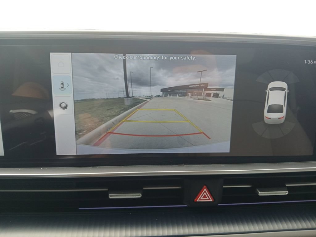 Used 2025 Hyundai Ioniq 6 SEL RWD image 30