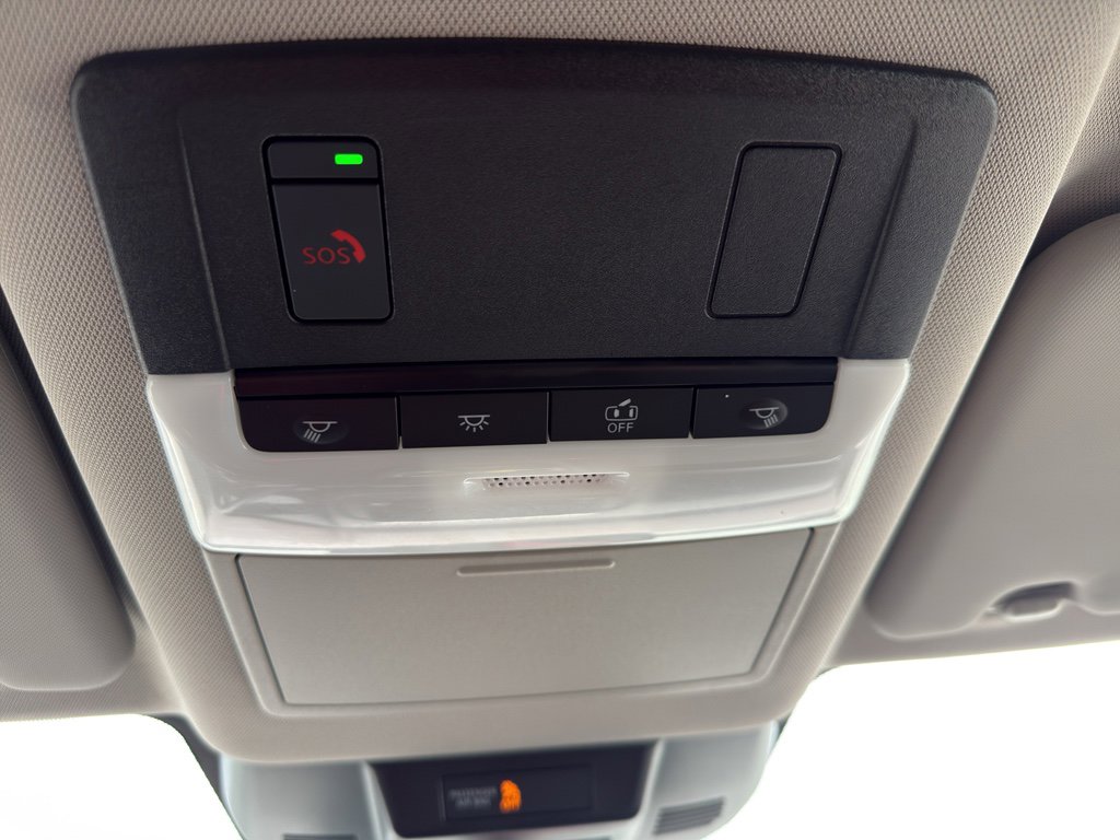 Certified 2023 Nissan Rogue SV image 23