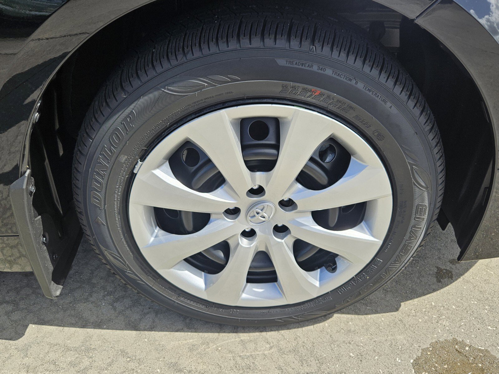 New 2026 Toyota Corolla LE image 11