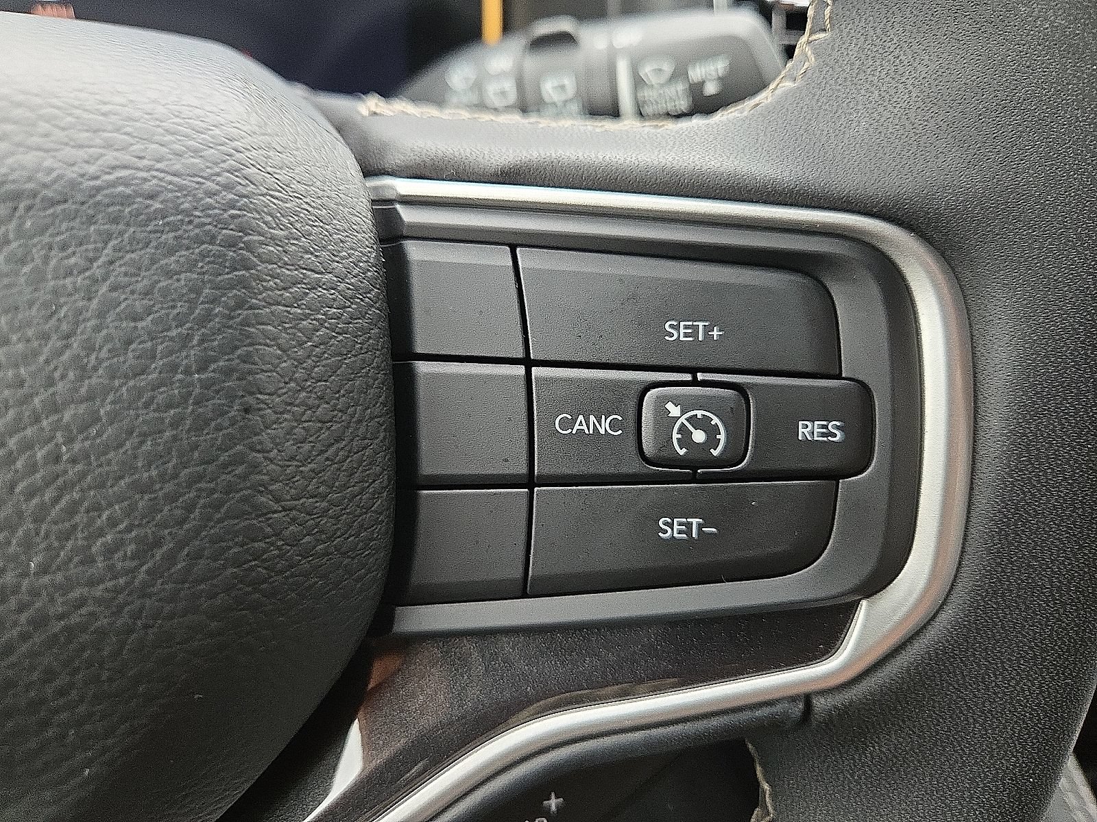 Used 2023 Jeep Wagoneer 4WD image 18
