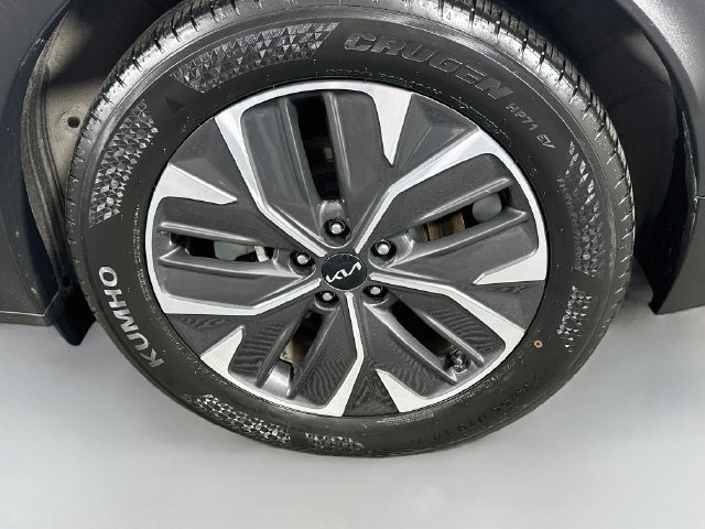 Used 2024 Kia EV6 Light AWD/4WD image 31