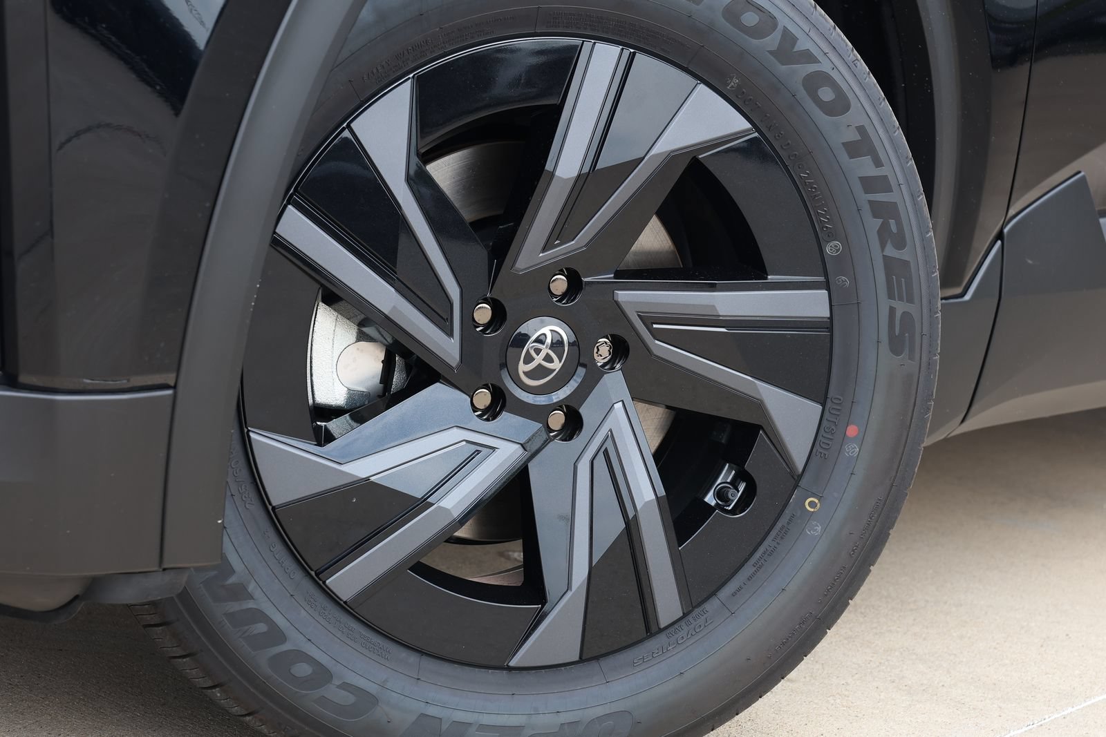 New 2026 Toyota C-HR AWD/4WD image 12