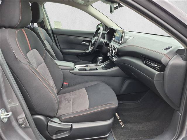 Used 2023 Nissan Sentra SR w/ Midnight Edition Package FWD image 19