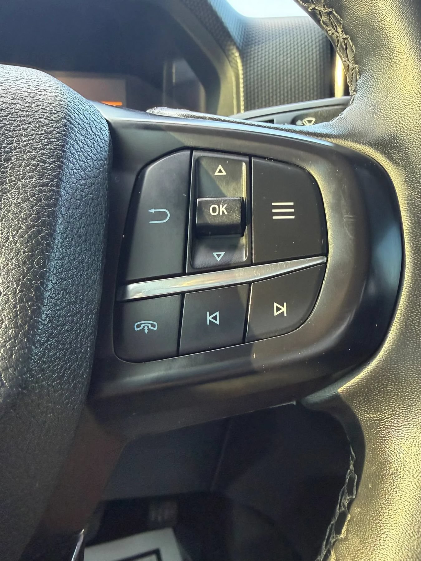 Used 2025 Ford Ranger XLT w/ Equipment Group 301A High AWD/4WD image 12
