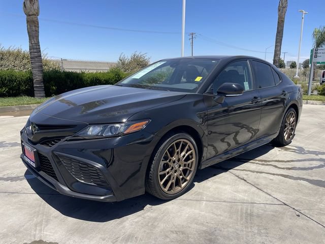 Used 2024 Toyota Camry SE w/ Convenience Package