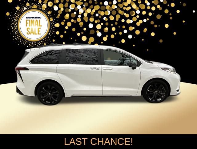 Used 2023 Toyota Sienna XSE image 5