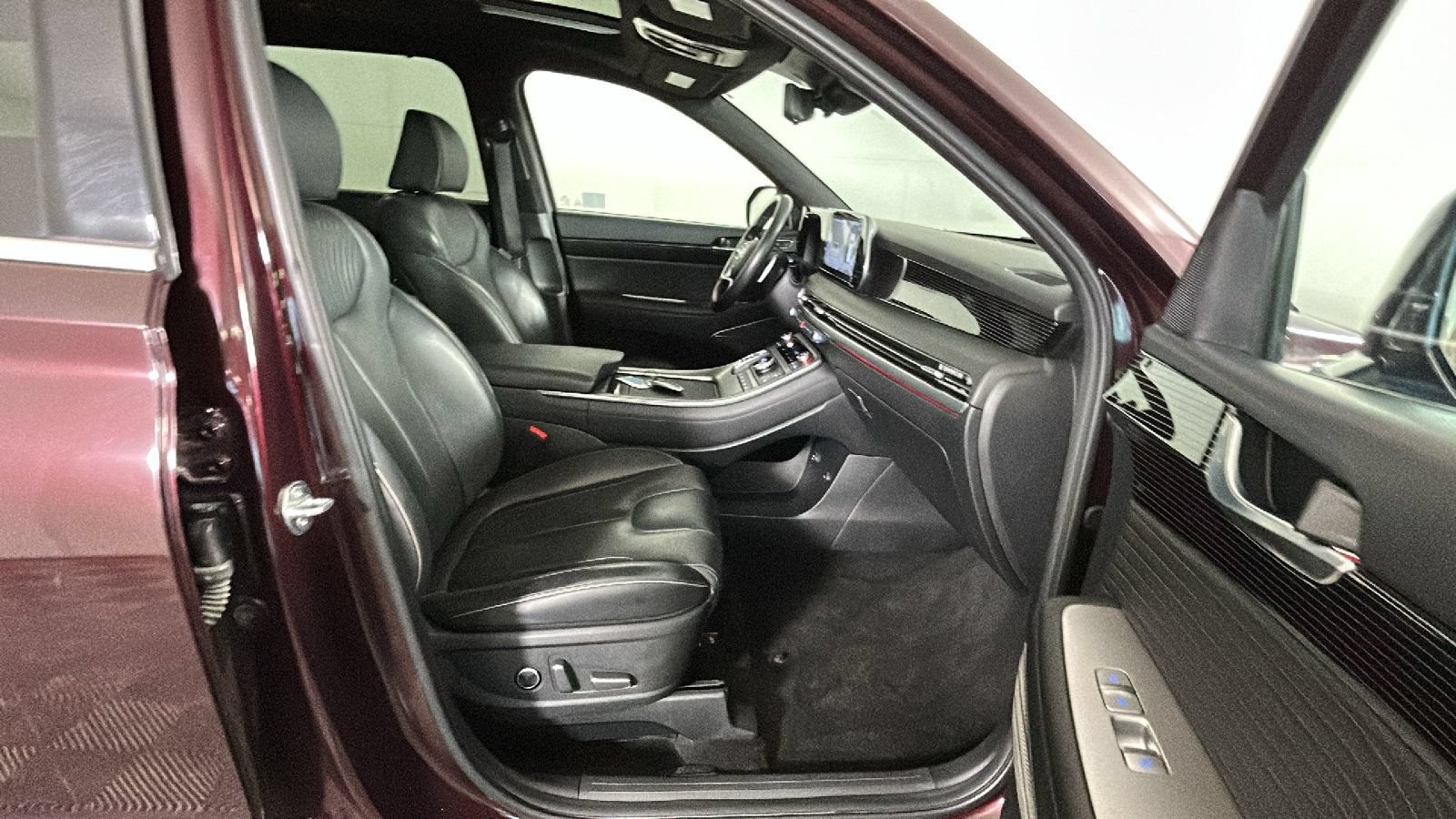 Used 2024 Hyundai Palisade Calligraphy FWD image 34