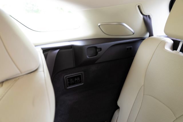 Used 2020 Lexus RX 350L Premium w/ Premium Package AWD/4WD image 69