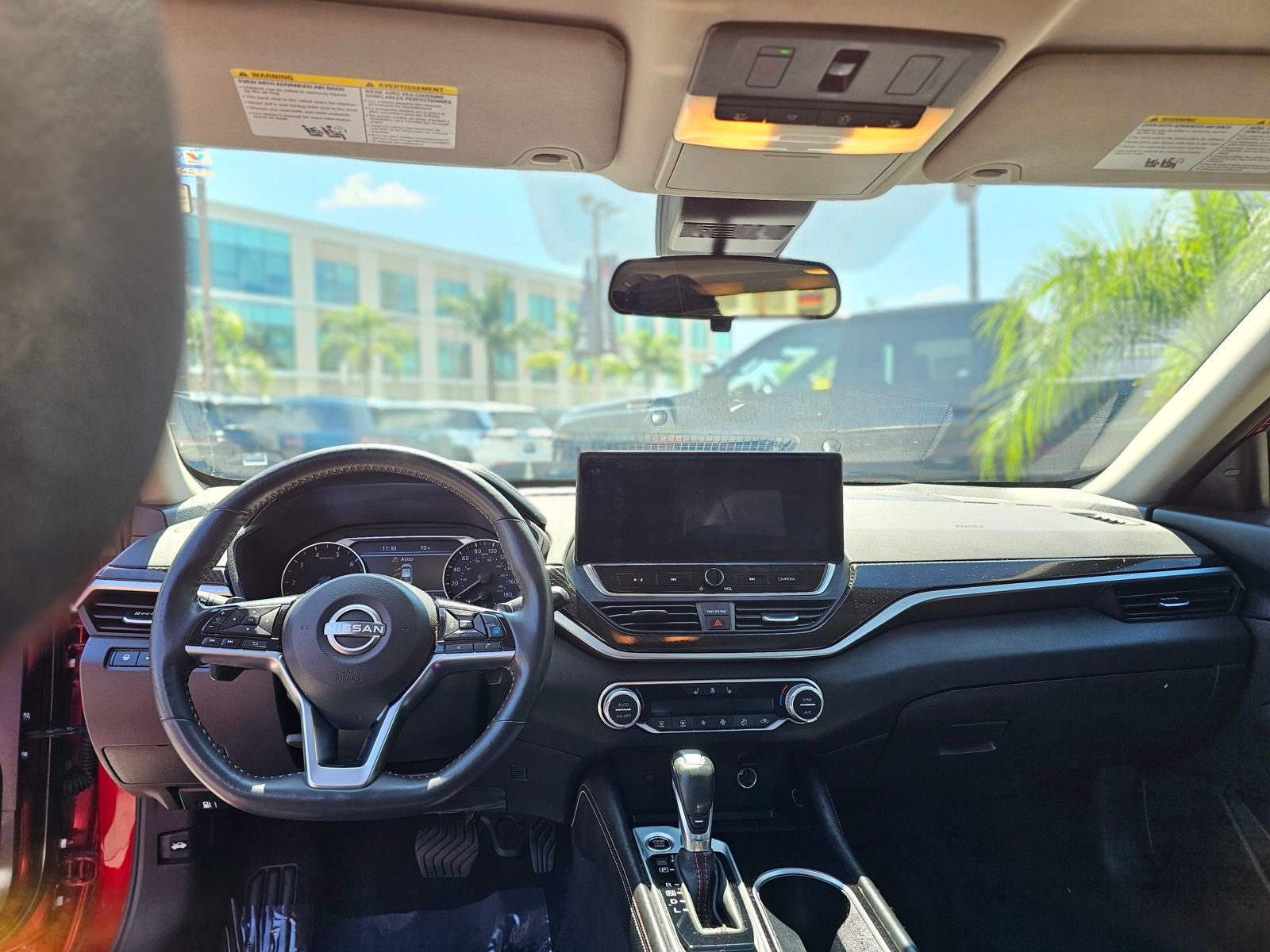 Used 2023 Nissan Altima 2.0 SR FWD image 25