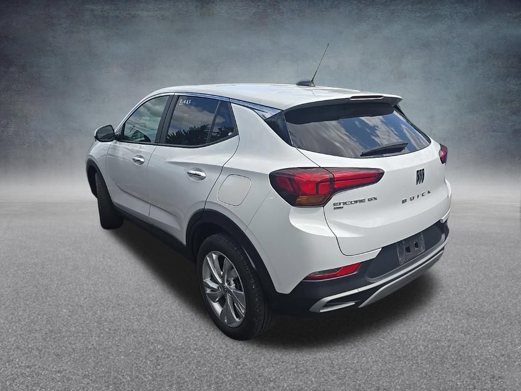 Used 2025 Buick Encore GX Preferred AWD/4WD image 4