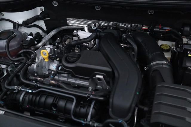 New 2026 Volkswagen Taos S image 21