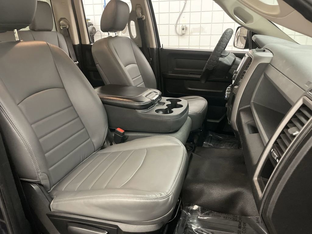 Used 2018 RAM 1500 Tradesman AWD/4WD image 19
