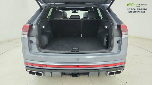 Used 2025 Volkswagen Atlas Cross Sport SEL Premium R-Line AWD/4WD image 14