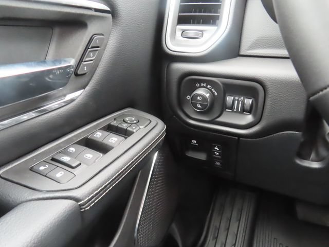 New 2026 RAM 1500 Laramie w/ Night Edition AWD/4WD image 32