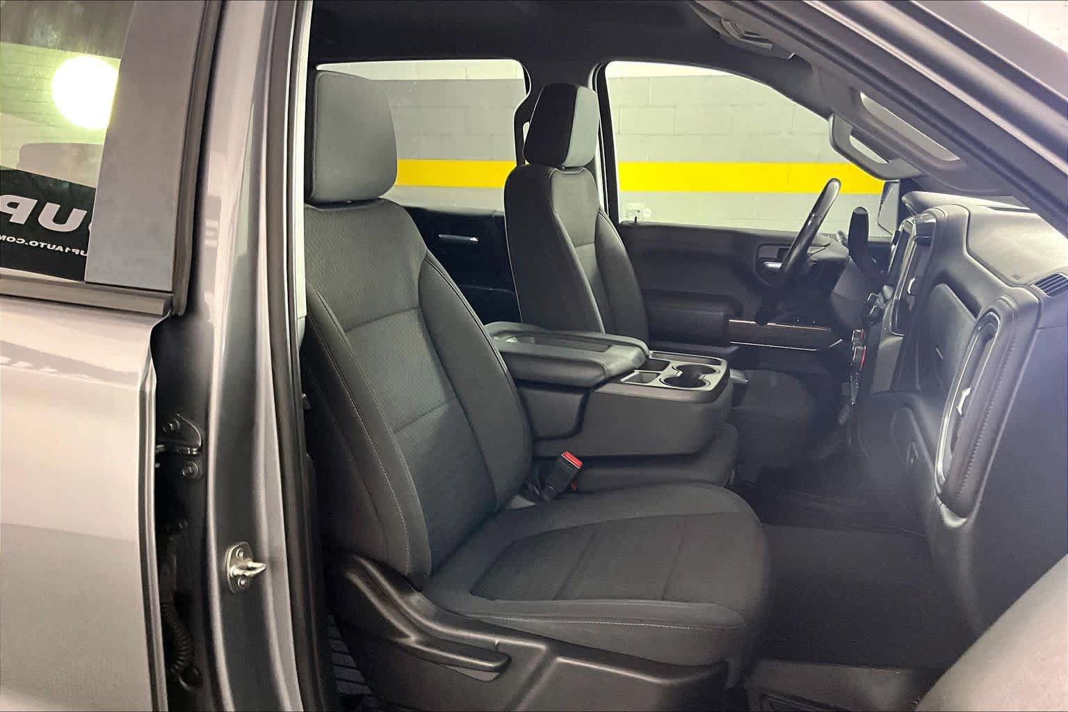 Used 2021 Chevrolet Silverado 1500 LT w/ Safety Package RWD image 9