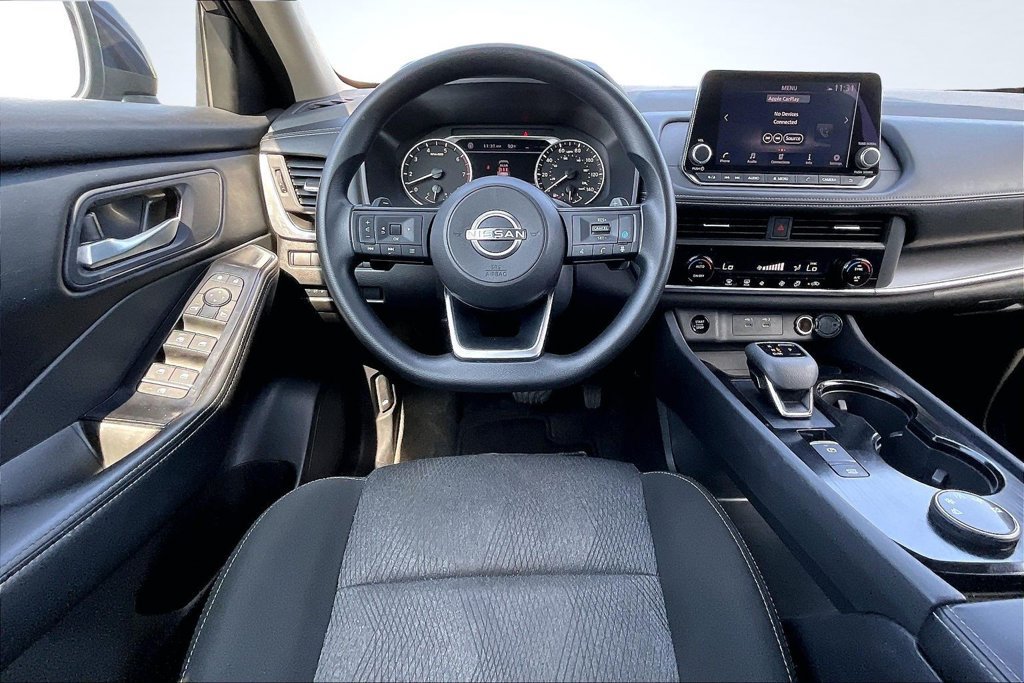 Used 2024 Nissan Rogue SV AWD/4WD image 10