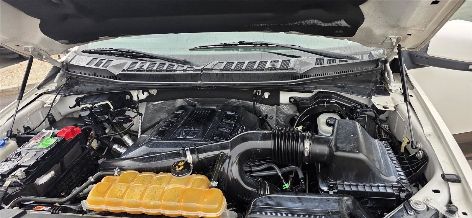 Used 2015 Ford F150 Lariat w/ Equipment Group 501A Mid AWD/4WD image 19