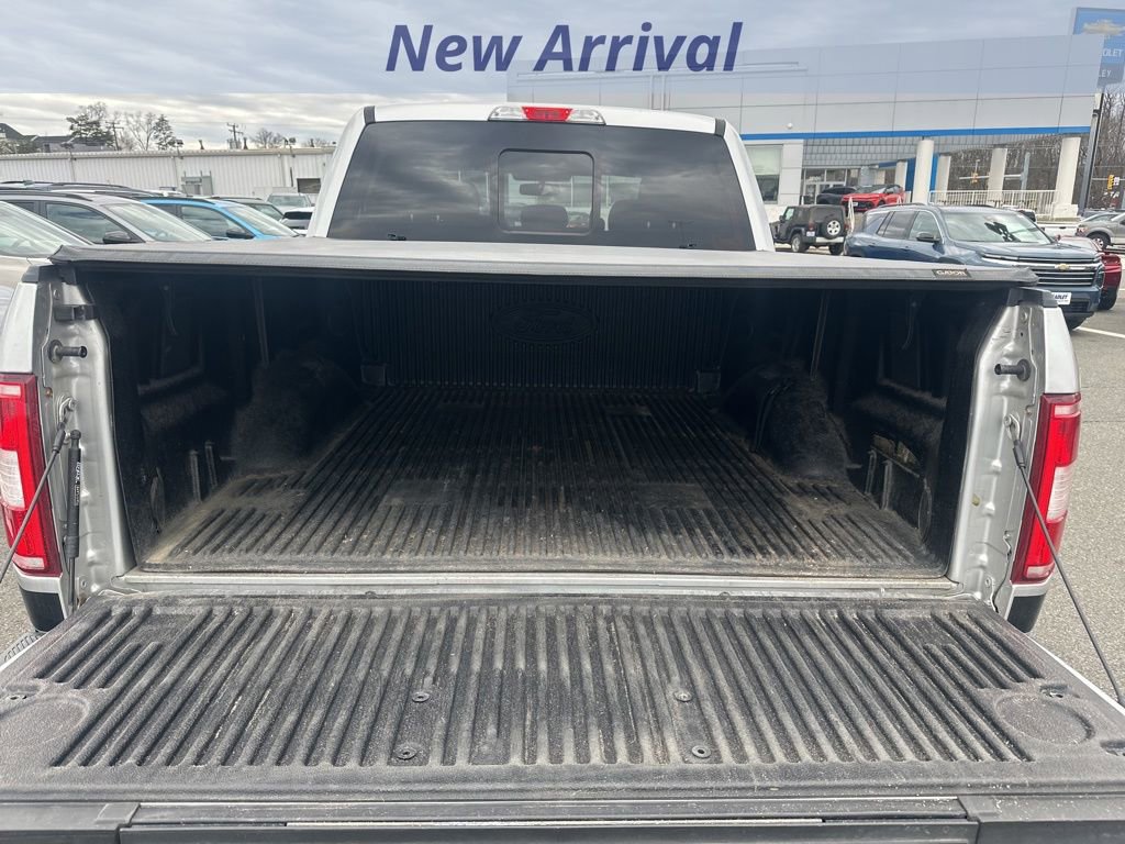 Used 2018 Ford F150 XLT w/ Equipment Group 302A Luxury image 9