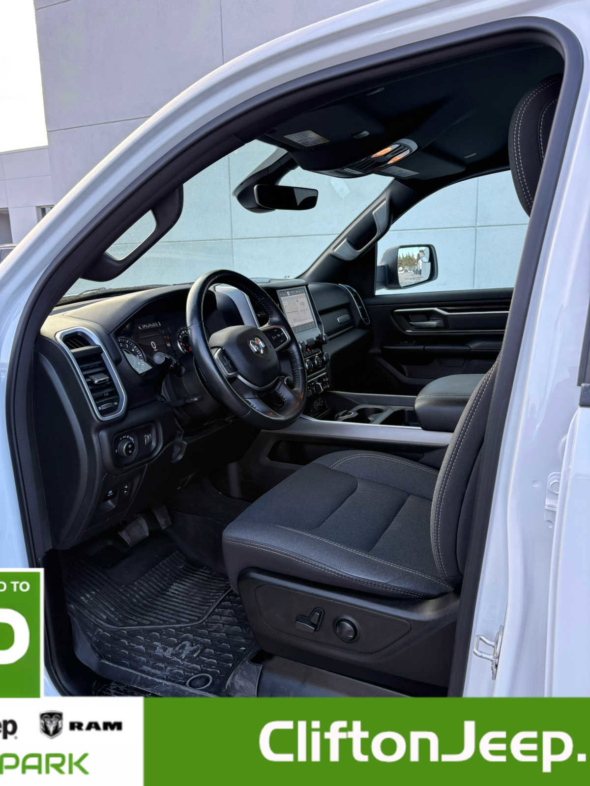 Used 2022 RAM 1500 Big Horn image 12