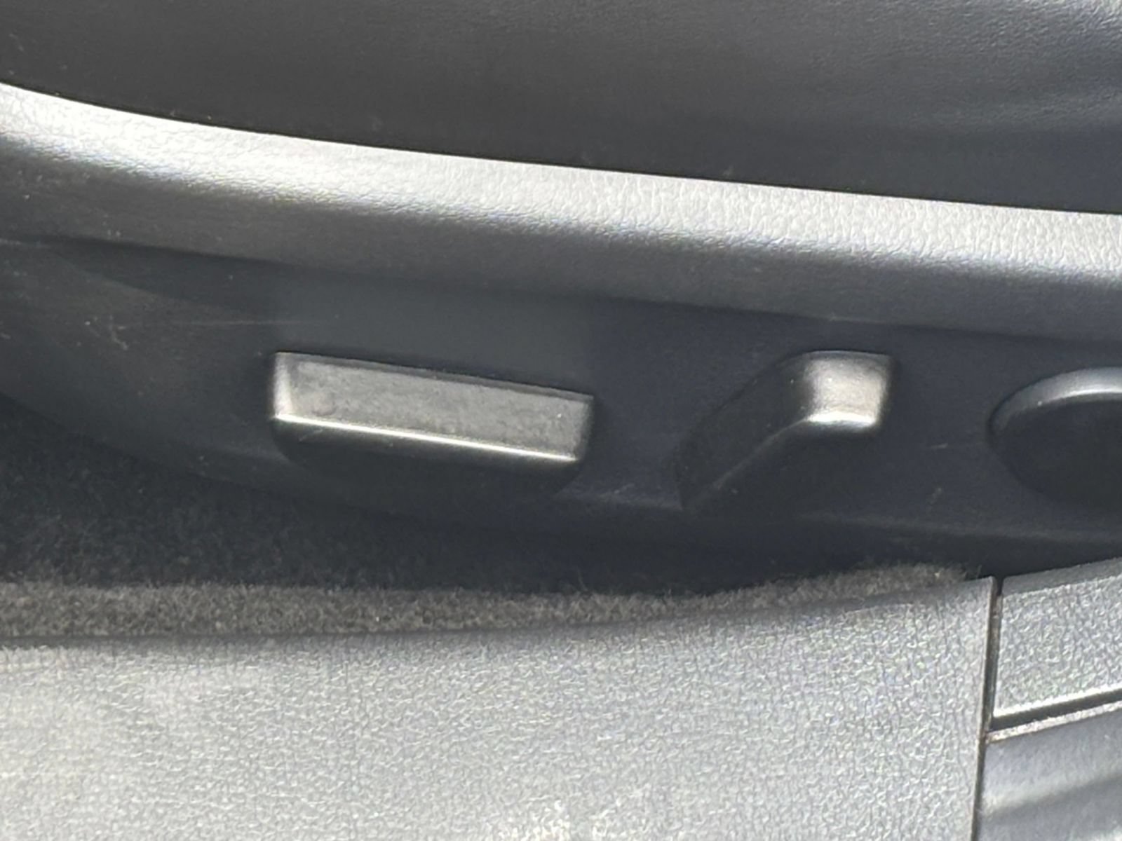 Used 2026 MAZDA MAZDA3 s FWD image 21