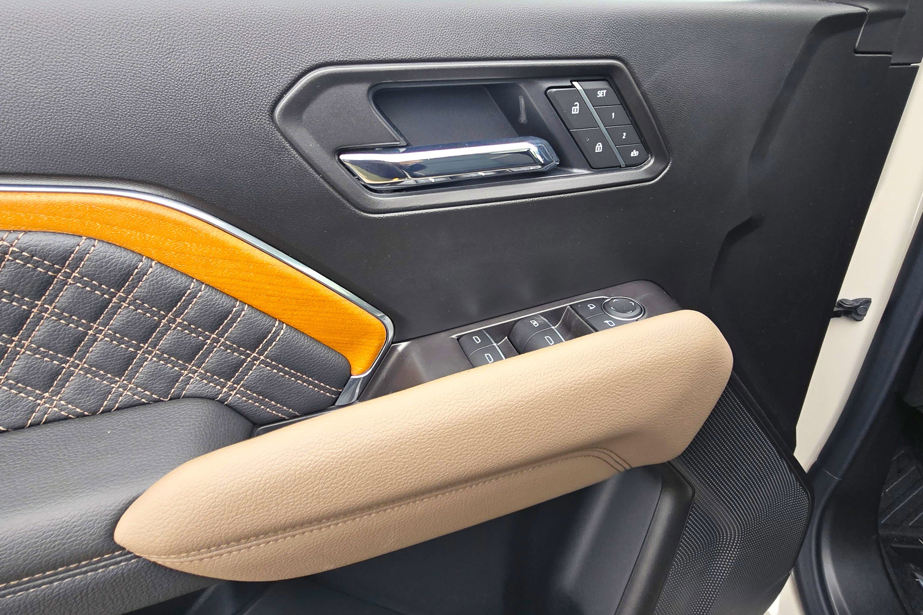 New 2026 GMC Canyon Denali image 26