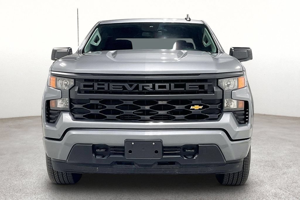 Used 2026 Chevrolet Silverado 1500 Custom RWD image 4