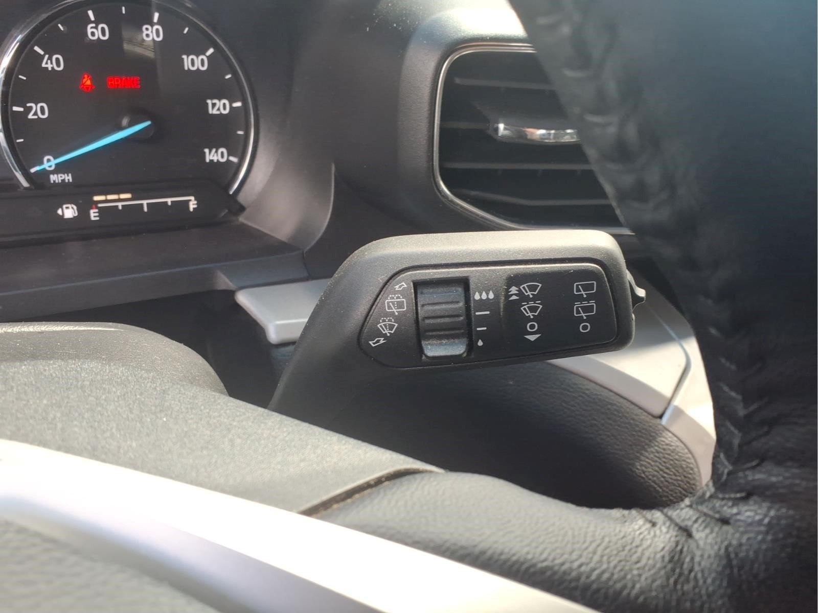 Used 2023 Ford Explorer XLT w/ Equipment Group 202A AWD/4WD image 21