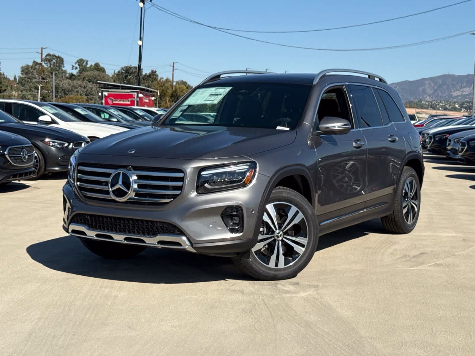 New 2026 Mercedes-Benz GLB 250 4MATIC image 2