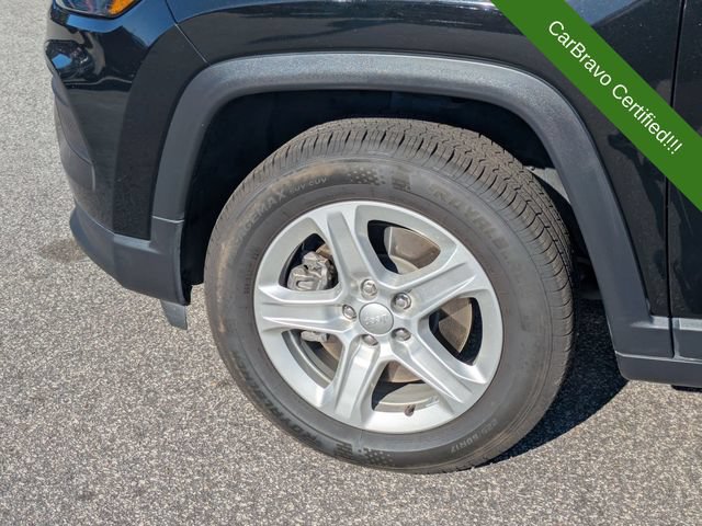 Used 2023 Jeep Compass Sport AWD/4WD image 9