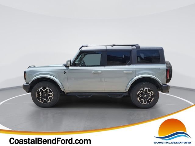 Used 2023 Ford Bronco Outer Banks AWD/4WD image 1