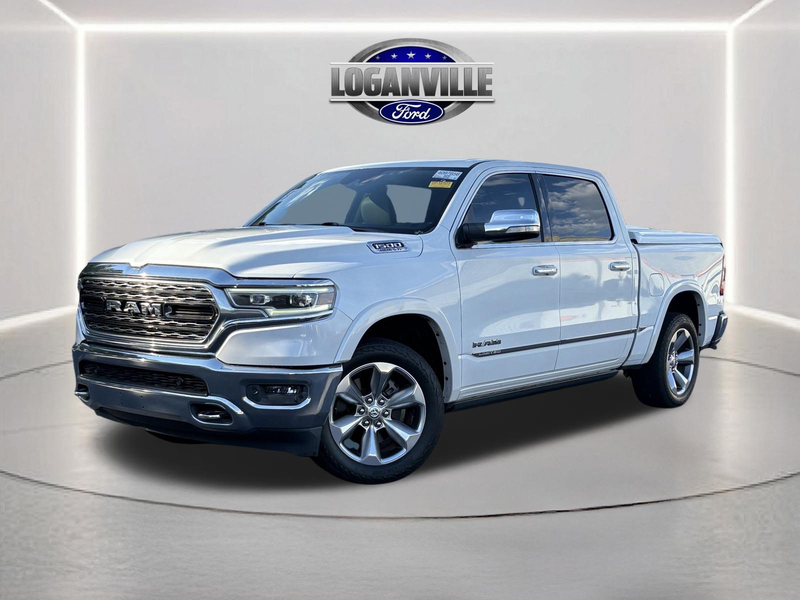 Used 2020 RAM 1500 Limited RWD image 1