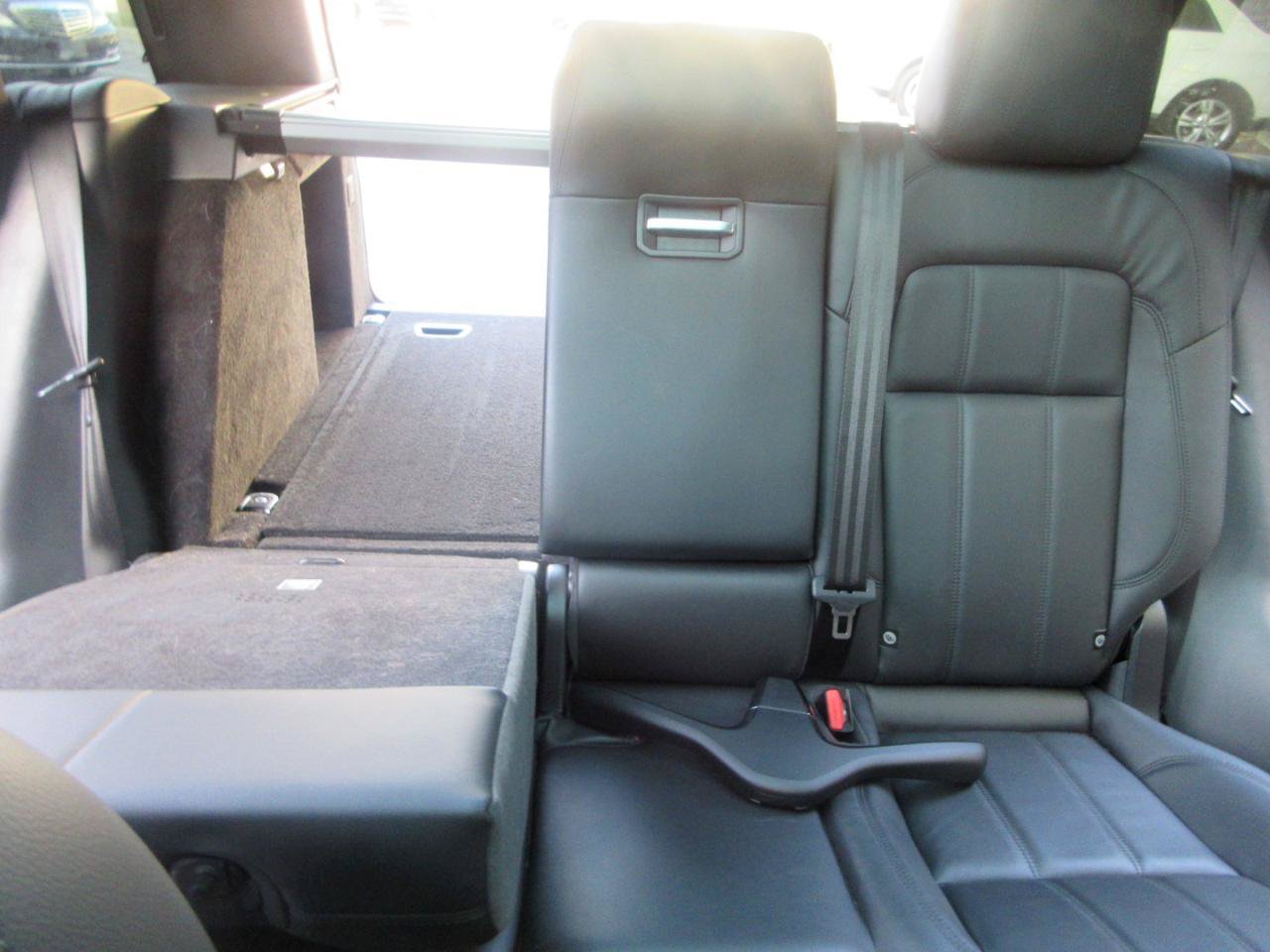 Used 2020 Land Rover Range Rover Sport SE AWD/4WD image 35