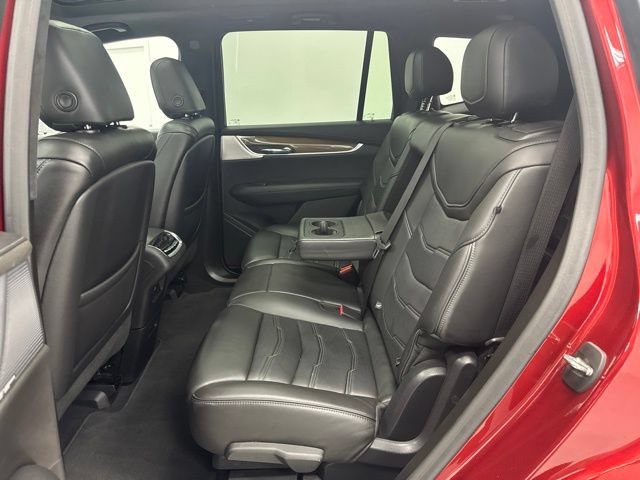 Used 2022 Cadillac XT6 Premium Luxury w/ Platinum Package AWD/4WD image 29