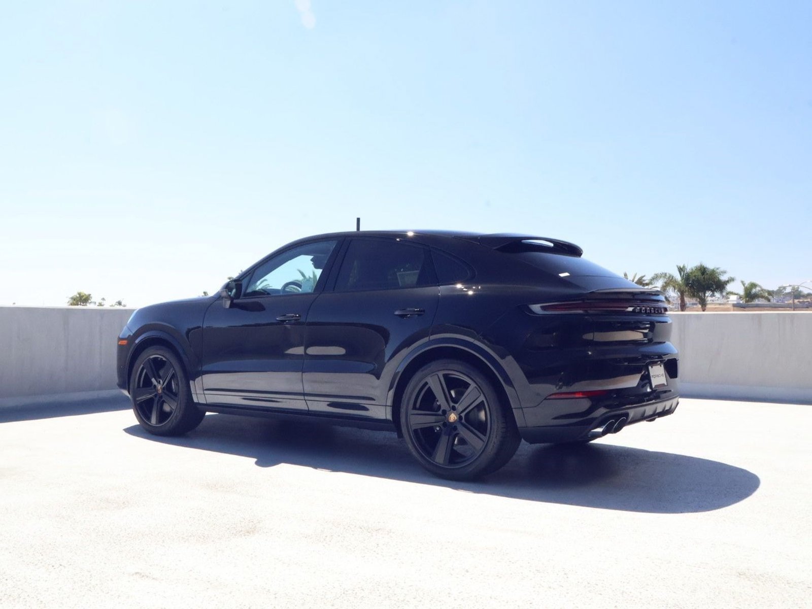New 2026 Porsche Cayenne Coupe AWD/4WD image 3