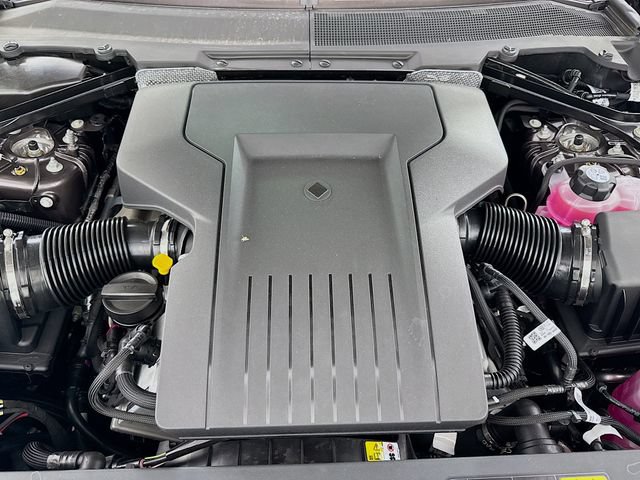 New 2026 Land Rover Defender 110 OCTA AWD/4WD image 32