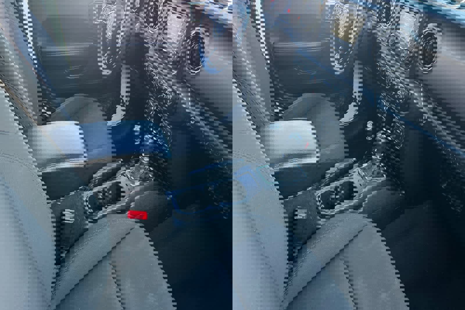 Used 2018 Jeep Wrangler Unlimited Sport image 19