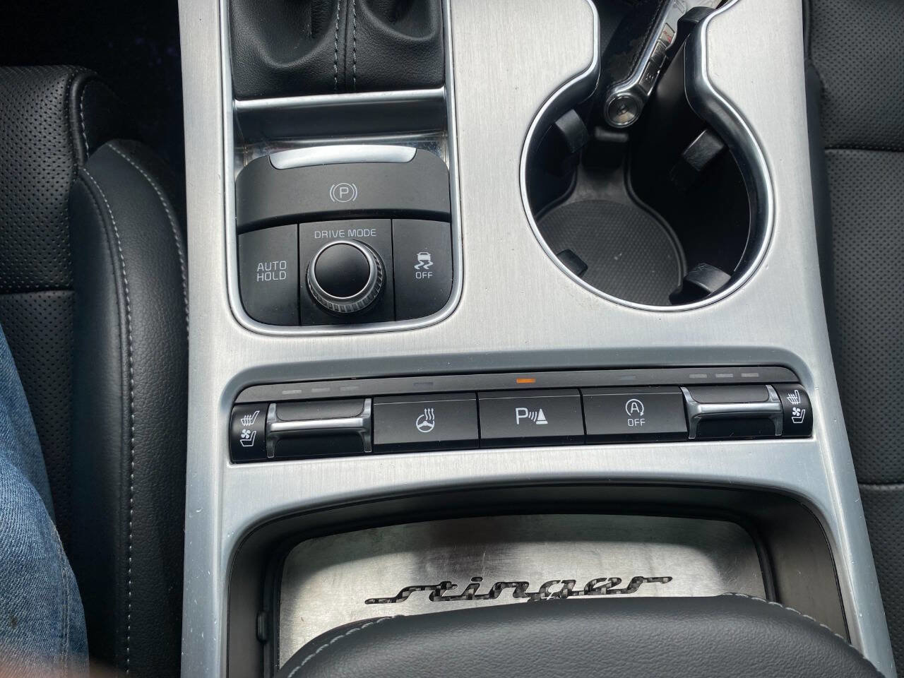 Used 2020 Kia Stinger GT1 AWD/4WD image 35