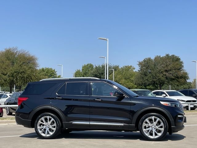 Used 2022 Ford Explorer Platinum w/ Equipment Group 601A AWD/4WD image 3