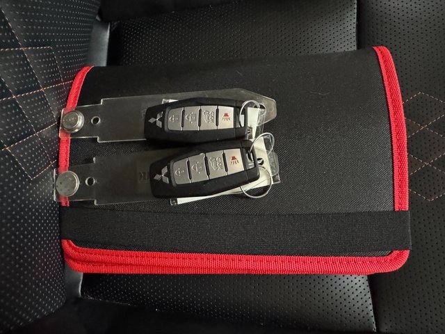 Used 2023 Mitsubishi Outlander SEL 40th Anniversary image 32