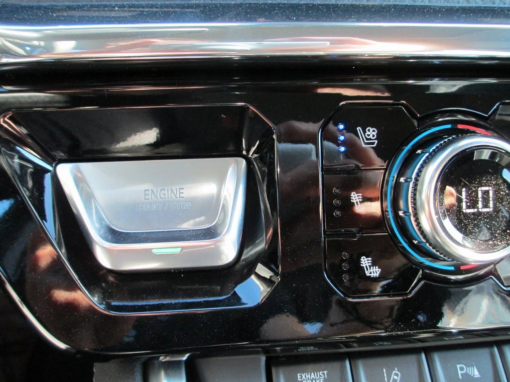 New 2026 GMC Sierra 3500 Denali w/ Denali Reserve Package image 22