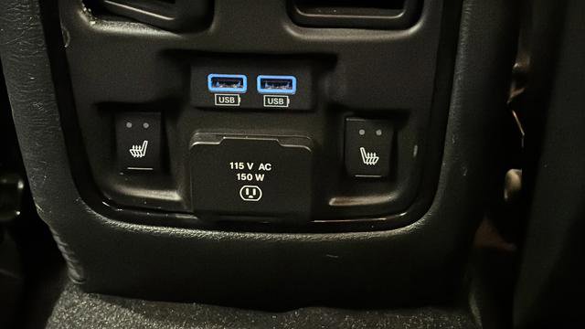 Used 2022 Dodge Durango GT image 40