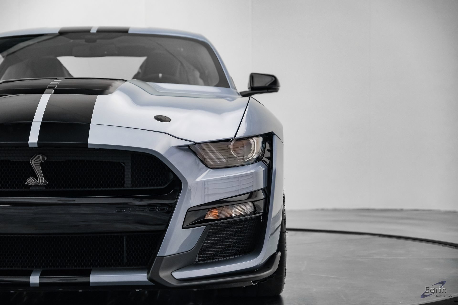Used 2022 Ford Mustang Shelby GT500 w/ Carbon Fiber Track Pack RWD image 29