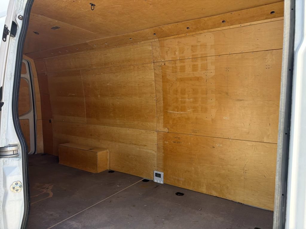 Used 2020 Mercedes-Benz Sprinter 2500 image 9