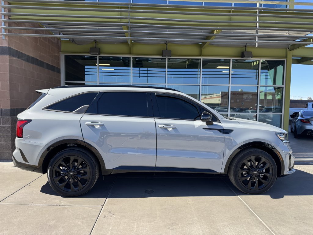 Used 2023 Kia Sorento SX FWD image 9