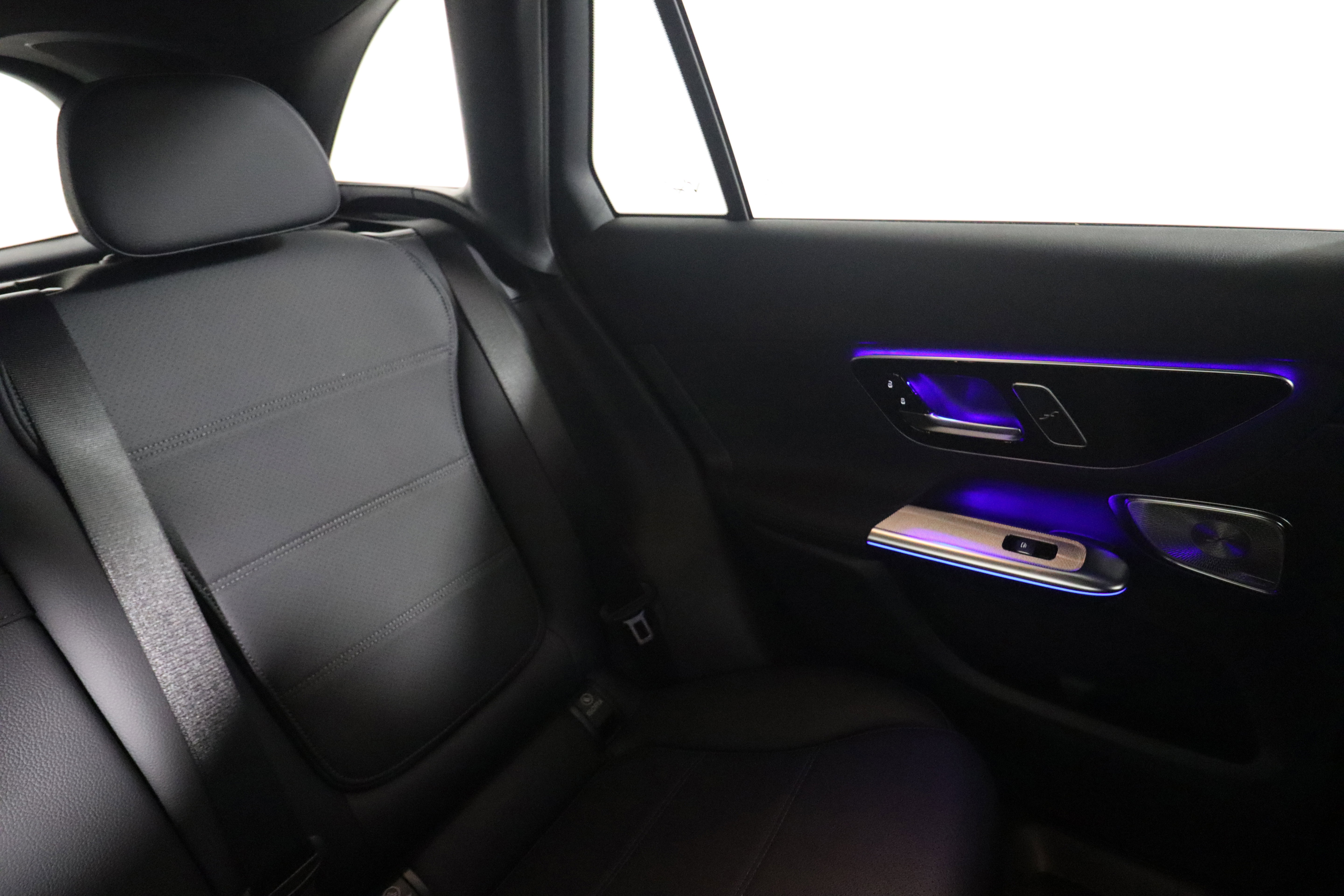 New 2026 Mercedes-Benz GLC 300 image 15