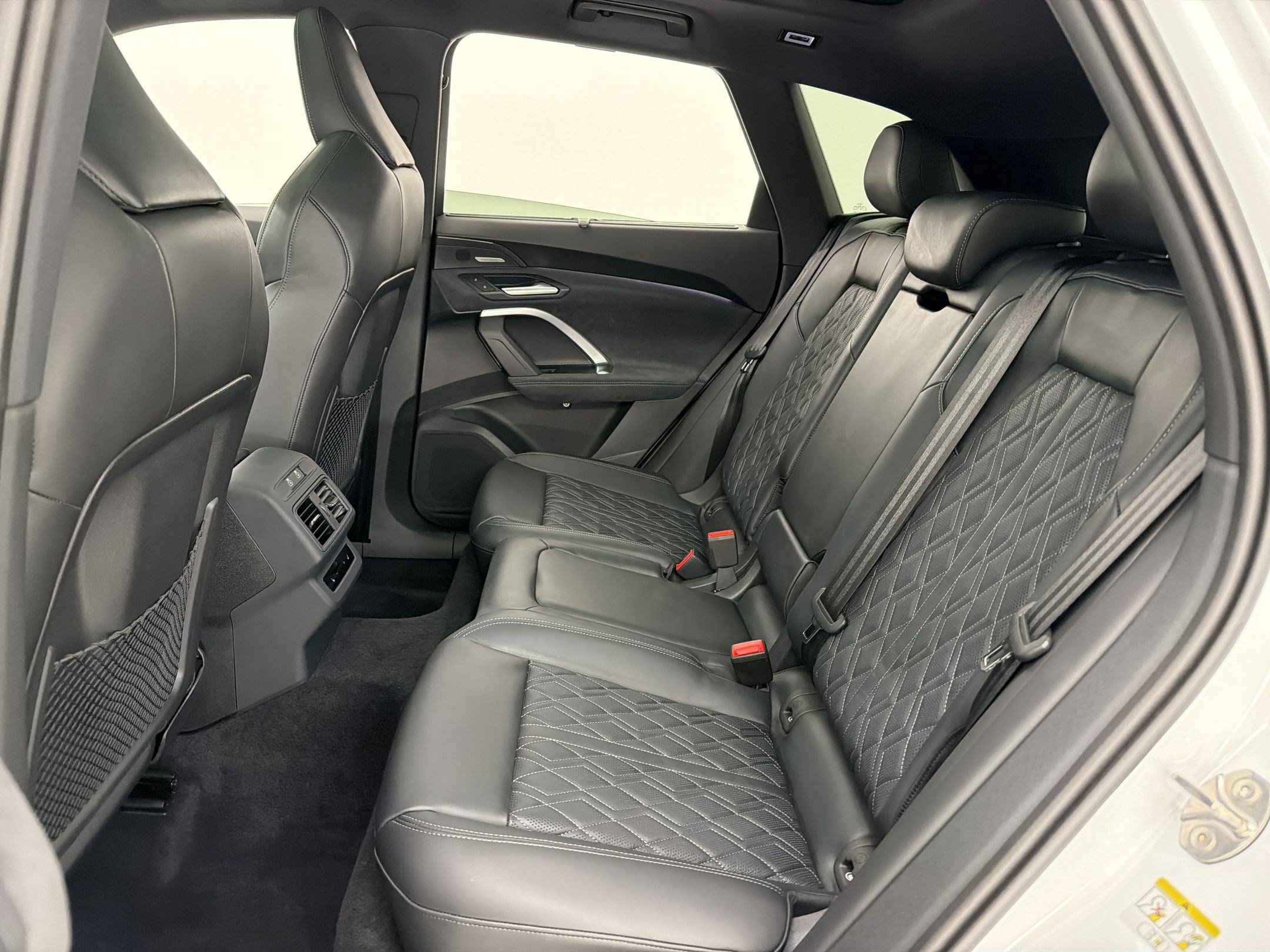 New 2026 Audi SQ5 Prestige AWD/4WD image 22